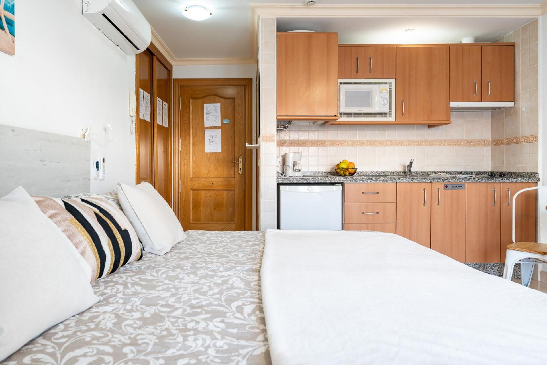Malagasuite El Levante Apartments Torremolinos Pokoj fotografie
